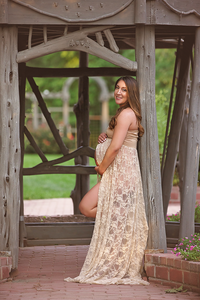 middlesex county maternity session in the park 
