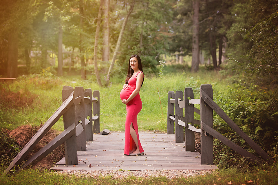 somerset county maternity photo session expecting mom