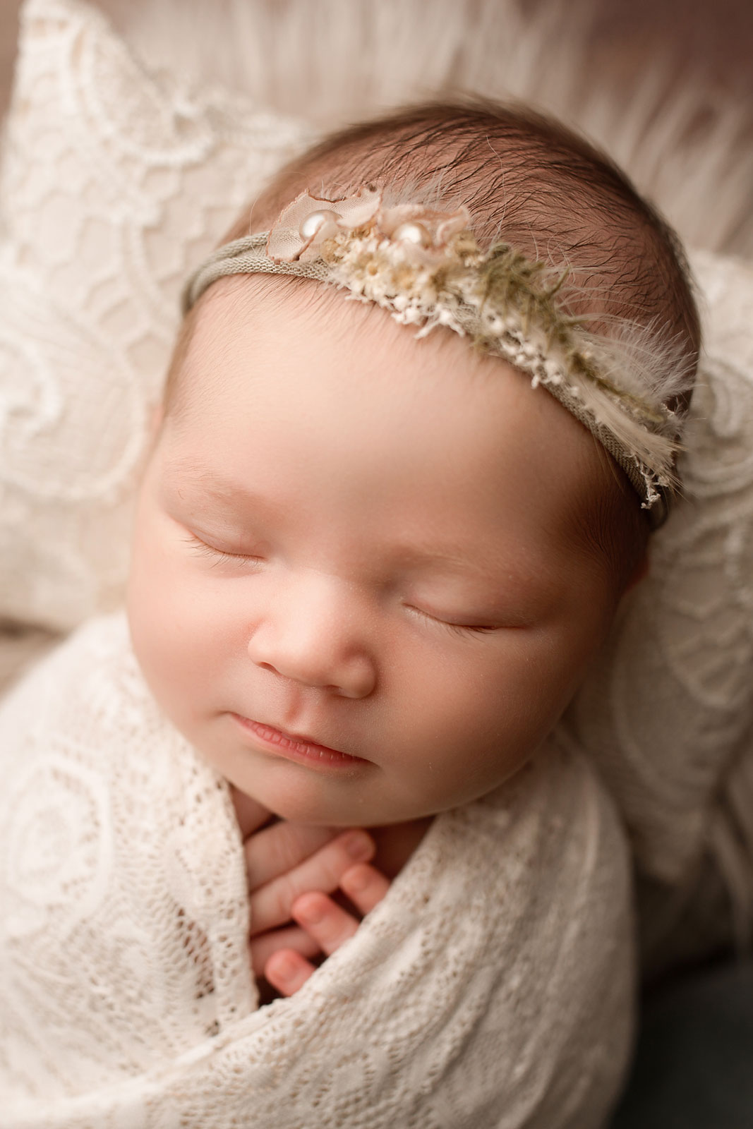 beautiful baby photography , sleeping baby girl with lace pillow and floral headband