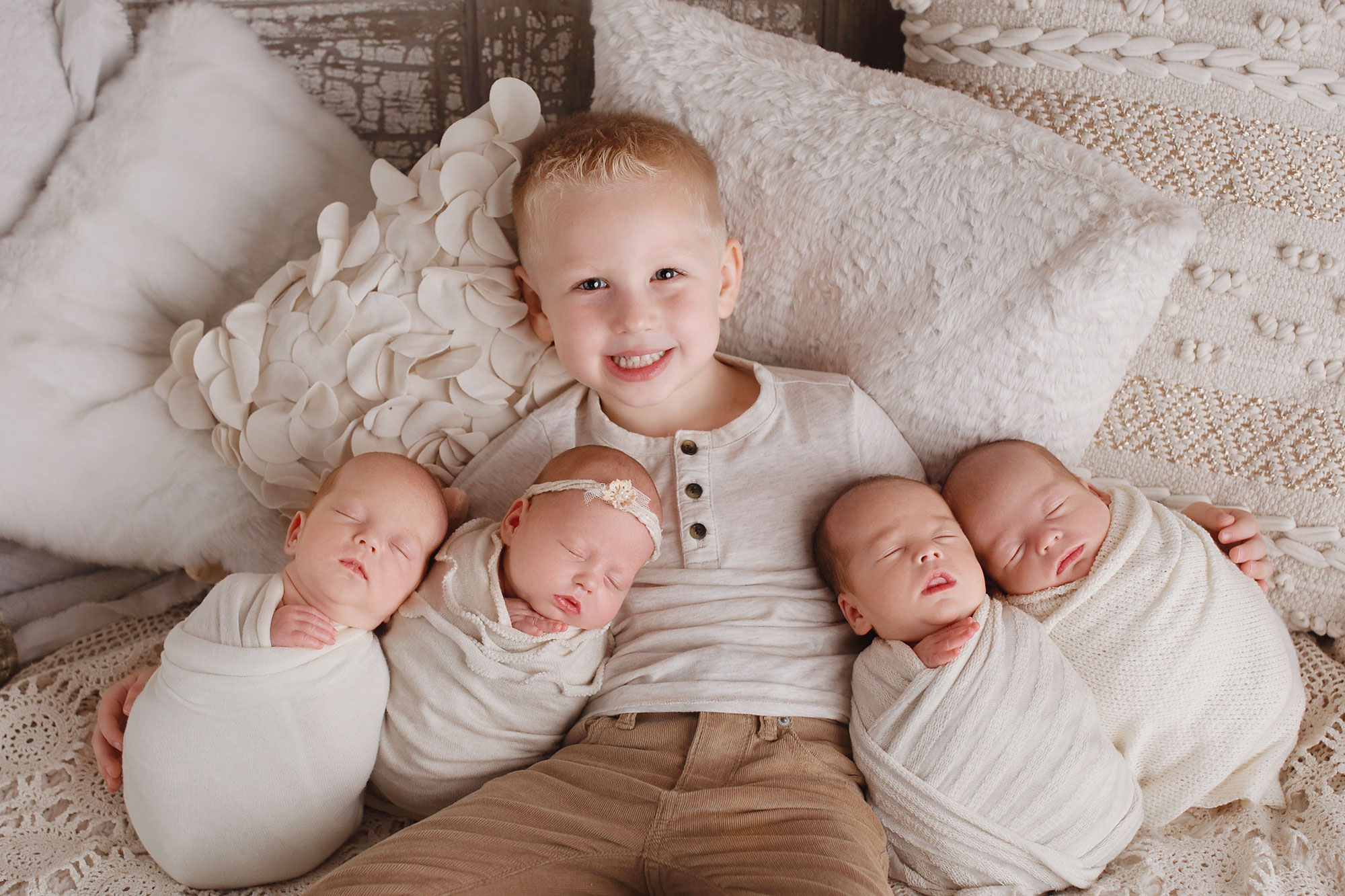 quadruplets newborn photography sibling photos