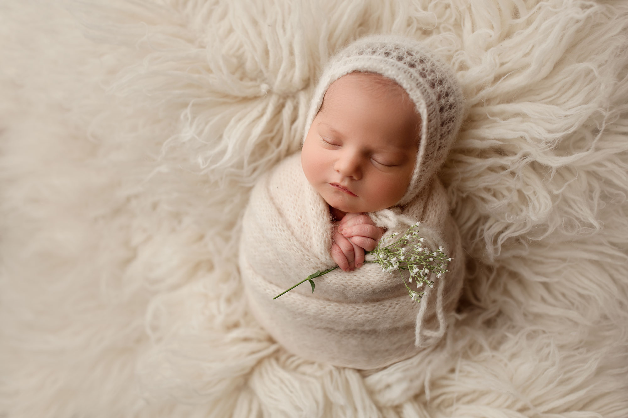 newborn baby photography girl