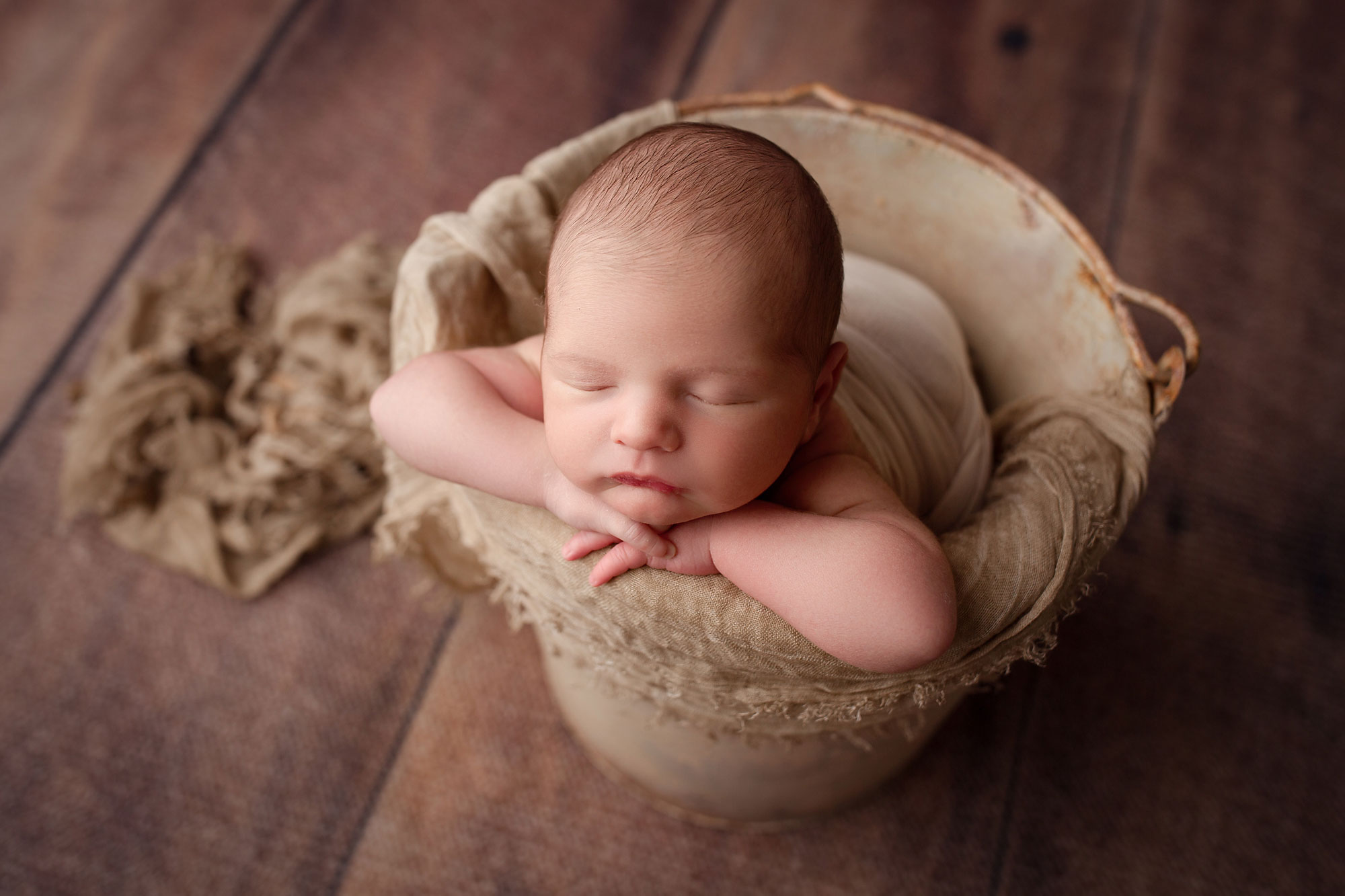 nj newborn pictures, baby boy asleep in bucket