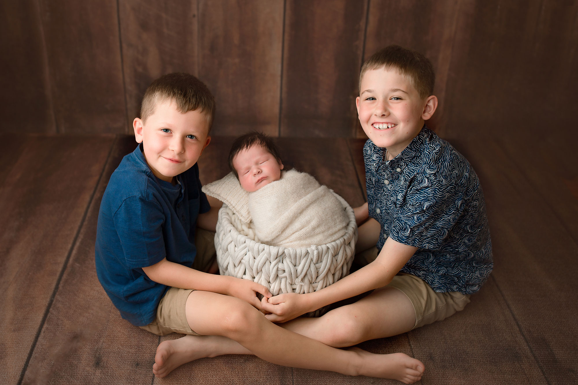 newborn Photography session with toddlers 