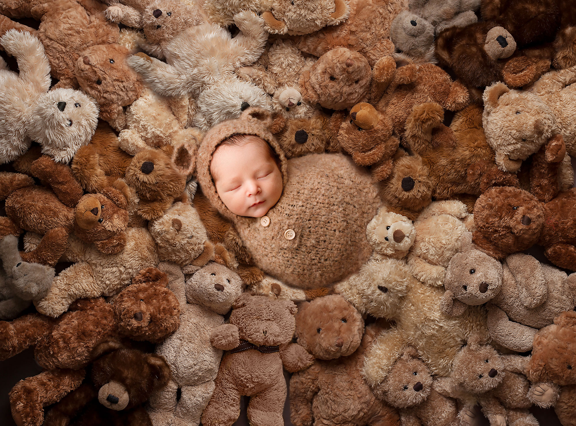 newborn photographer chester NJ using digital backdrop for baby