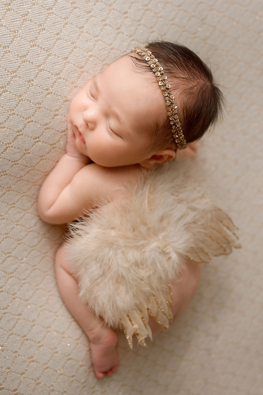 newborn with sibling photo session ideas